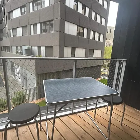 Apartmán Spacious Appt With Balcony In The 13th